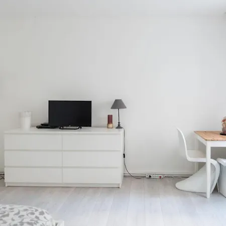 Spacious Studio In The Center Of Montmartre Paris Extérieur photo